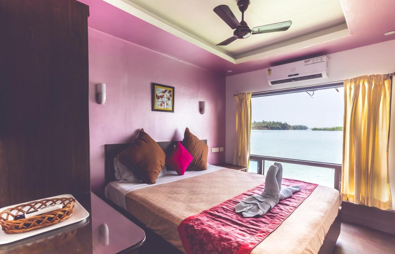 Paradise Lagoon Kalyānpur Exterior photo