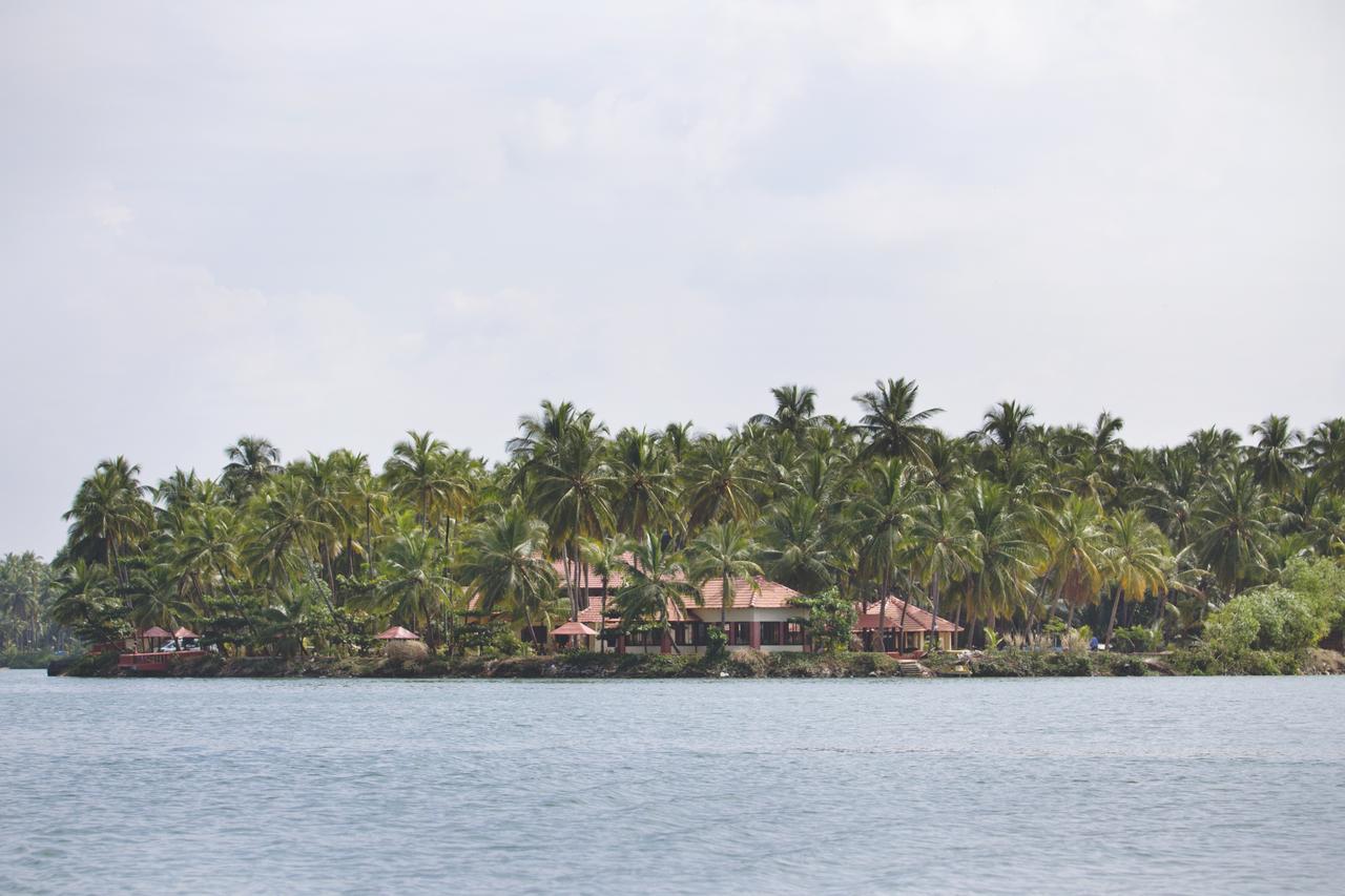 Paradise Lagoon Kalyānpur Exterior photo