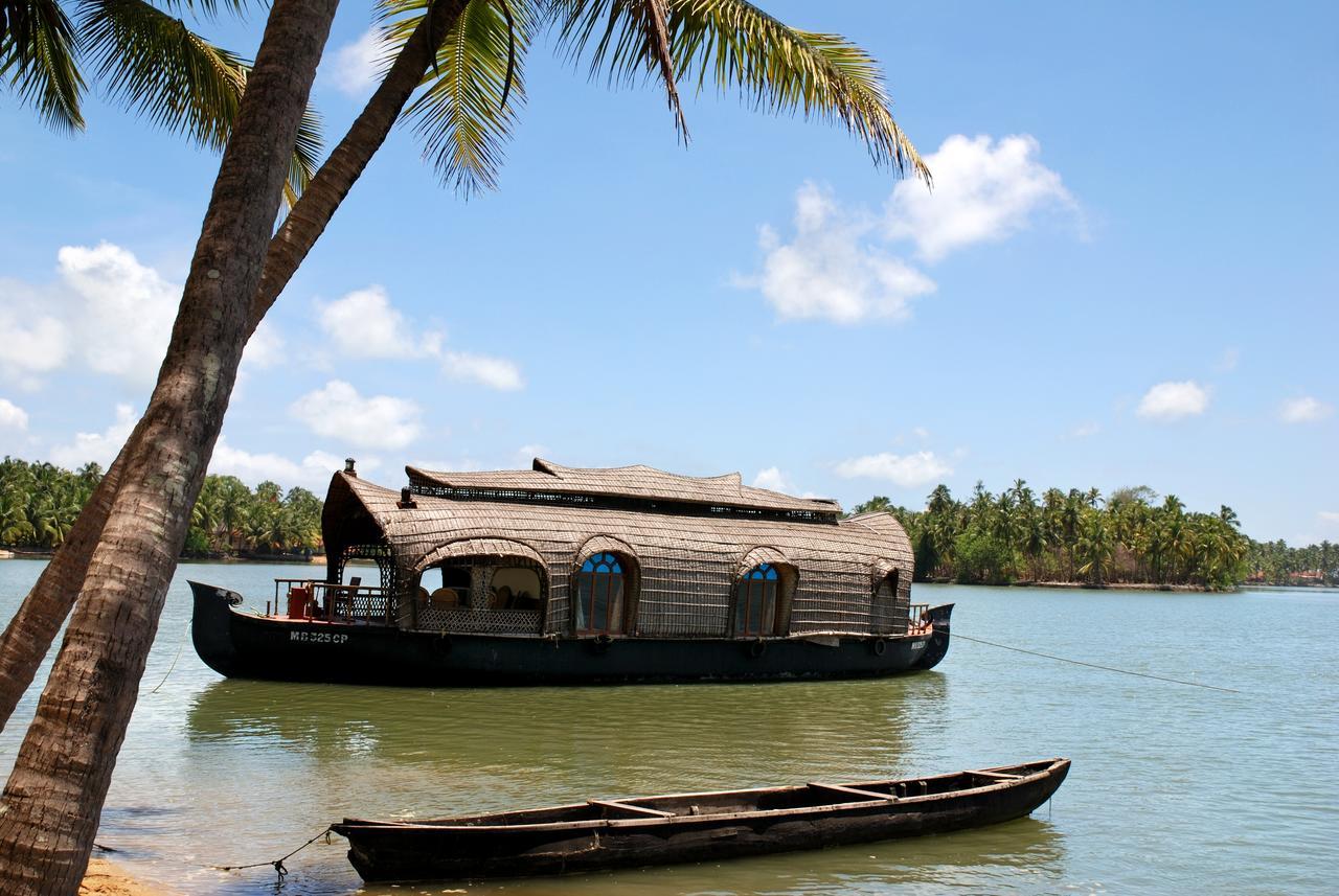 Paradise Lagoon Kalyānpur Exterior photo
