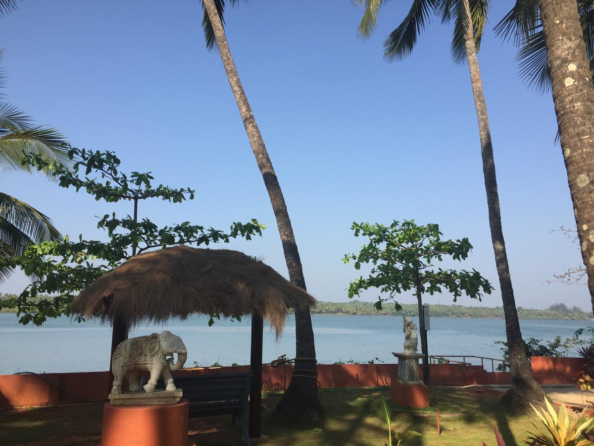Paradise Lagoon Kalyānpur Exterior photo